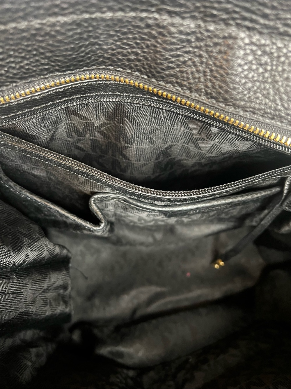 Michael Kors Black Leather Tote with Gold Logo Charm - Picture 12 of 16